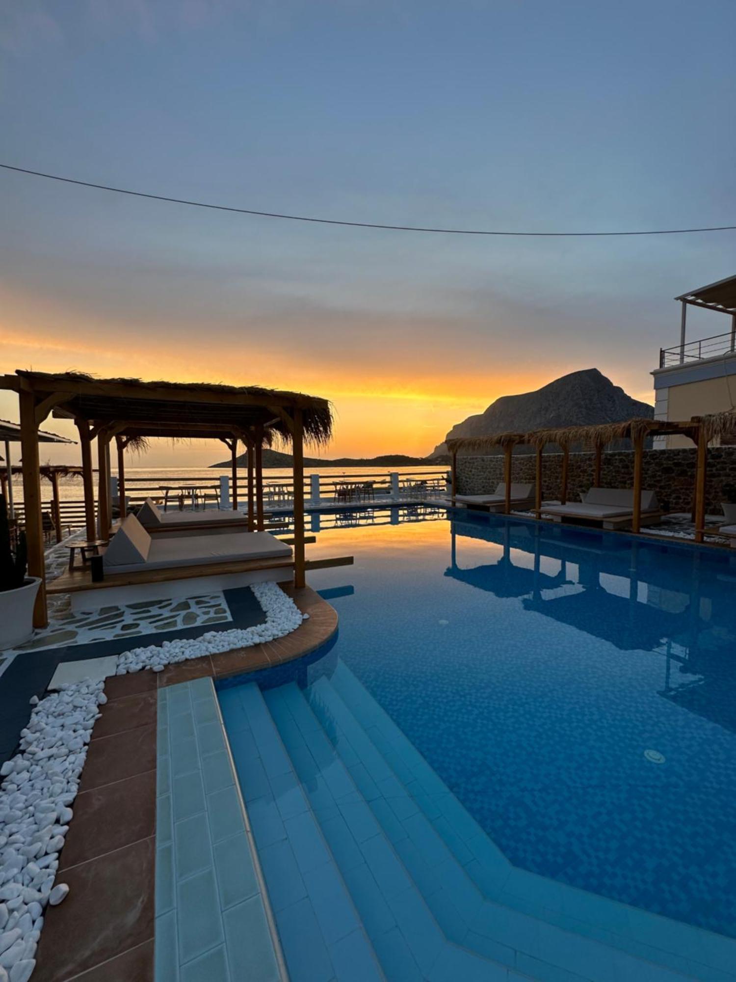Spongia Hotel Suites & Spa Myrties المظهر الخارجي الصورة